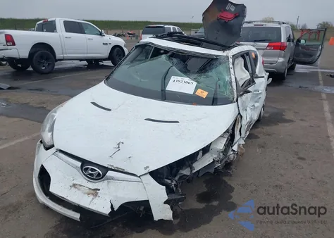 2013 Hyundai Veloster Base W/Black из США, поврежденный, VIN KMHTC6AD7DU111261